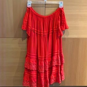 MUCHE et Muchette Off The Shoulders Lace Ruffled Dress